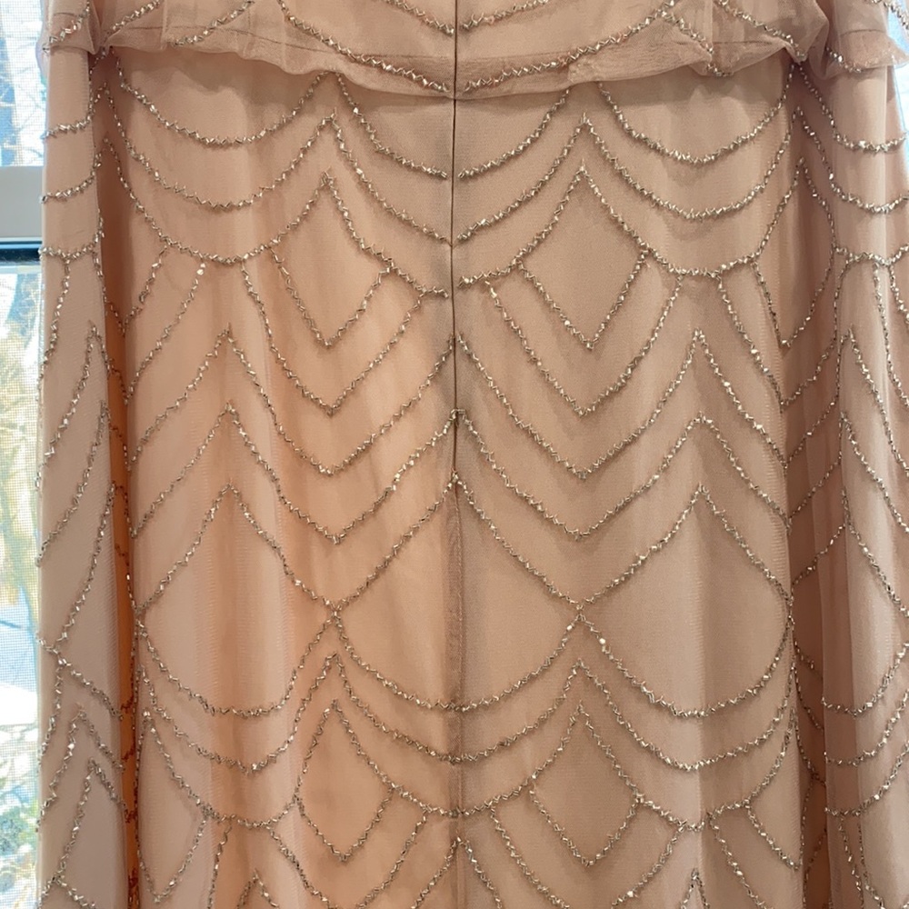 Adrianna Papell short sleeve beaded art deco gown - Picture 8 of 9